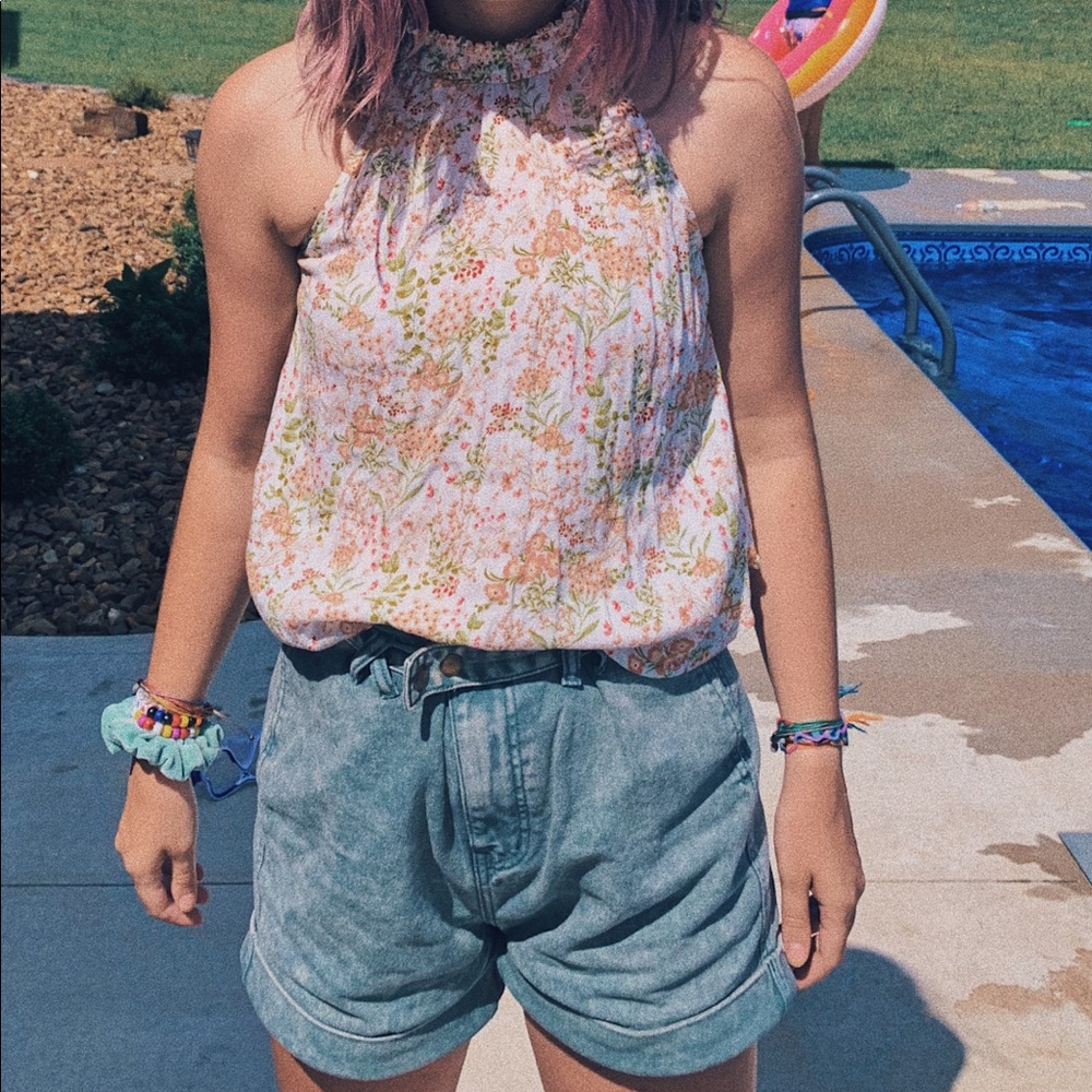 floral blouse